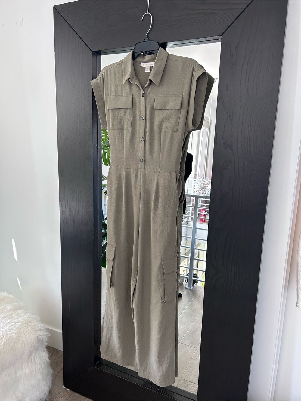Monteau Los Angeles Romper size small Olive green